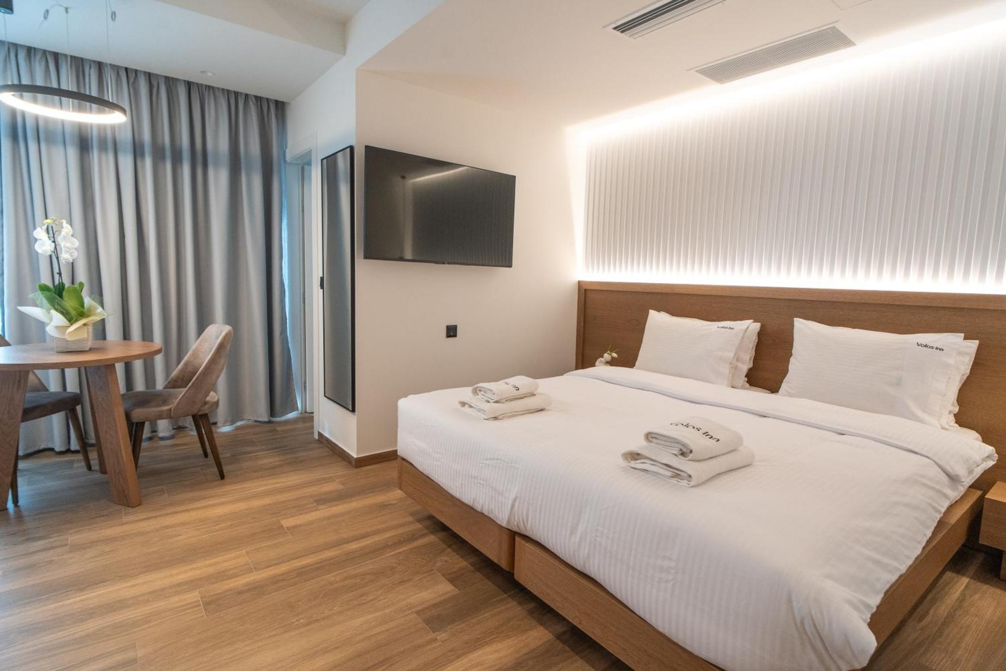 Volos Inn Hotel Bagian luar foto