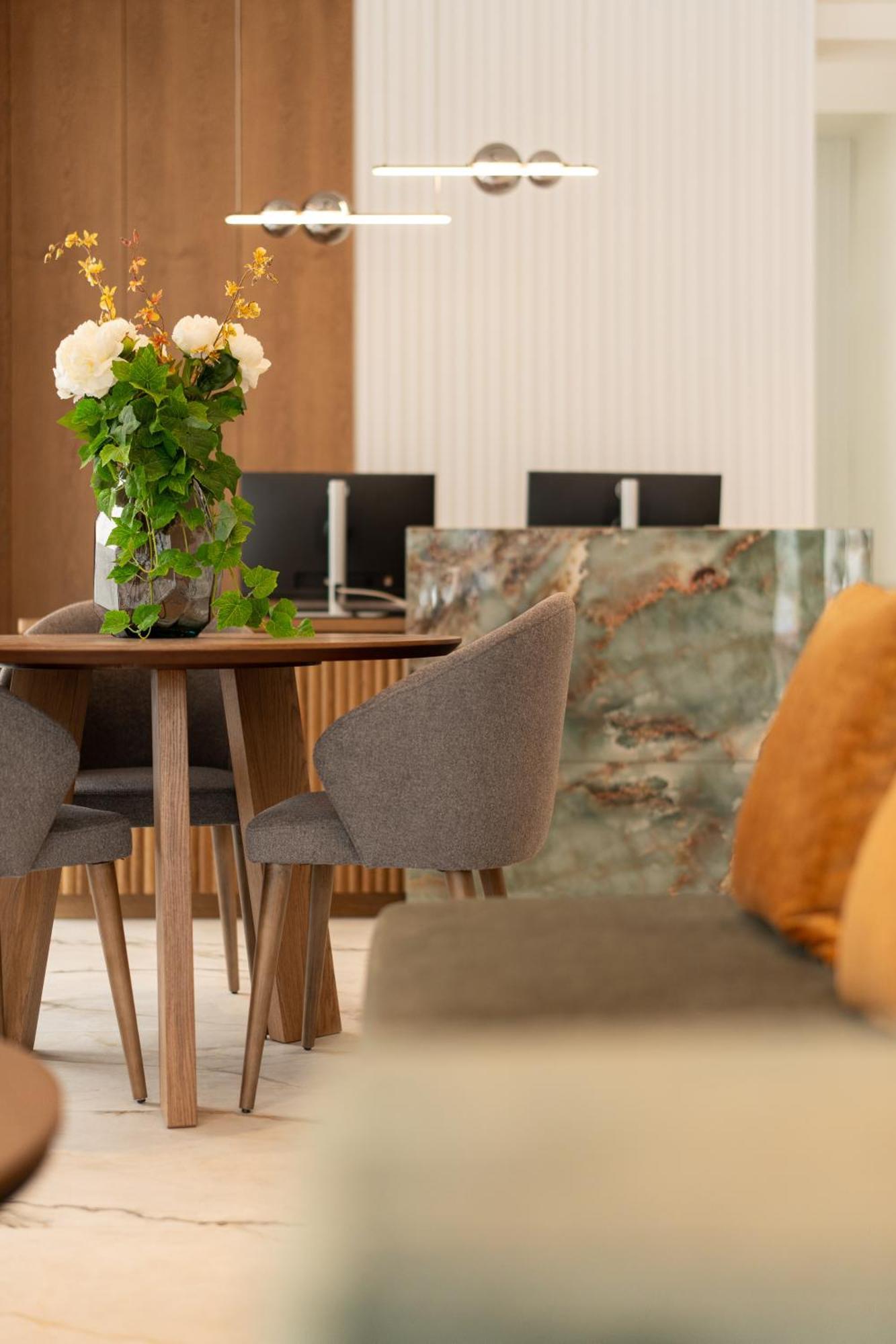 Volos Inn Hotel Bagian luar foto