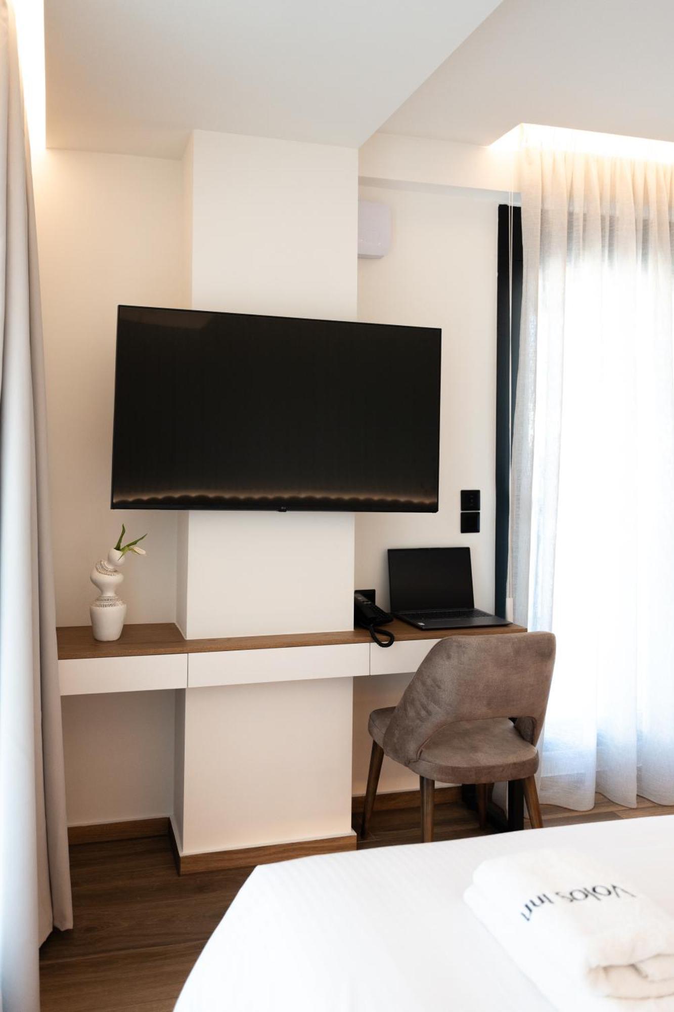 Volos Inn Hotel Bagian luar foto